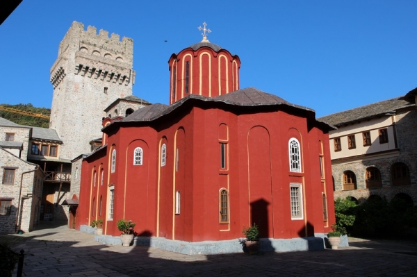 Храм монастыря Каракал.